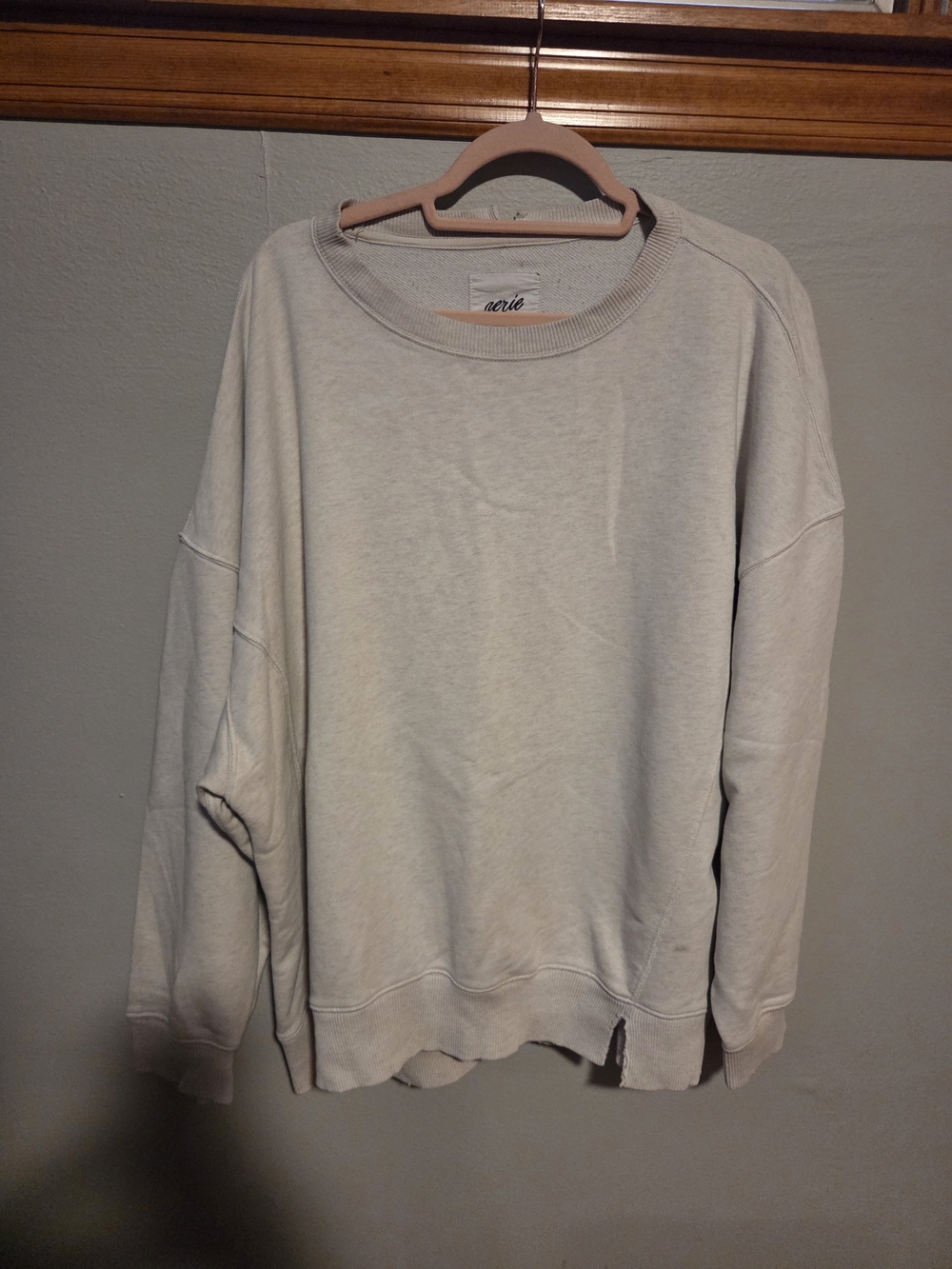 aerie Crewneck Sweatshirt in Light Grey